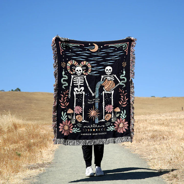 Personalized Gothic Skeleton Couple Woven Blanket – Custom Zodiac & Names Blanket