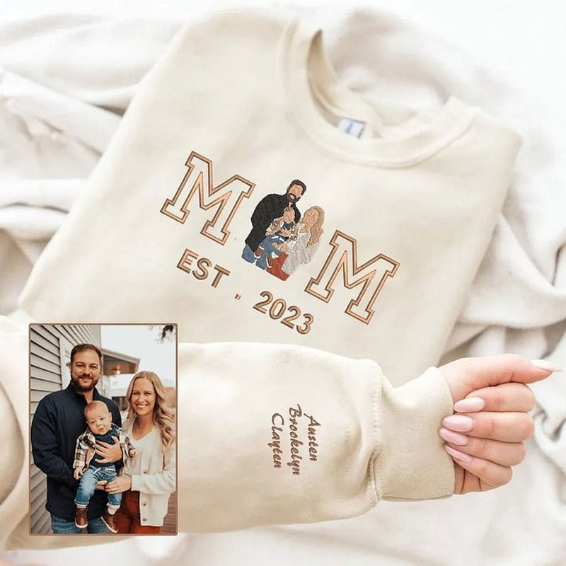 Custom Embroidered Portrait Sweatshirt Best Gift For Mom - Canvasgiftco
