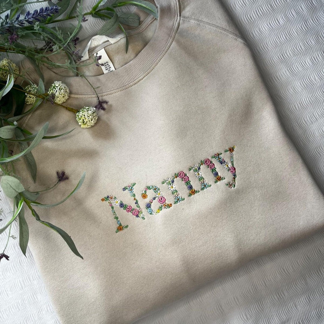🌸 Everbloom - Embroidered Floral Mama Sweatshirt for Mom & Grandma - Canvasgiftco