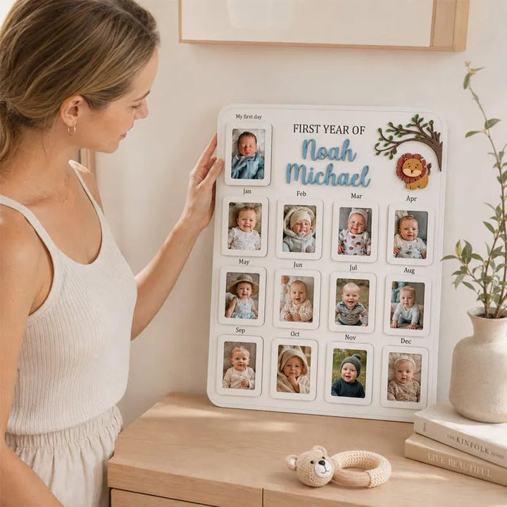 Little Lion – Personalized Baby’s First Year Photo Frame - Canvasgiftco