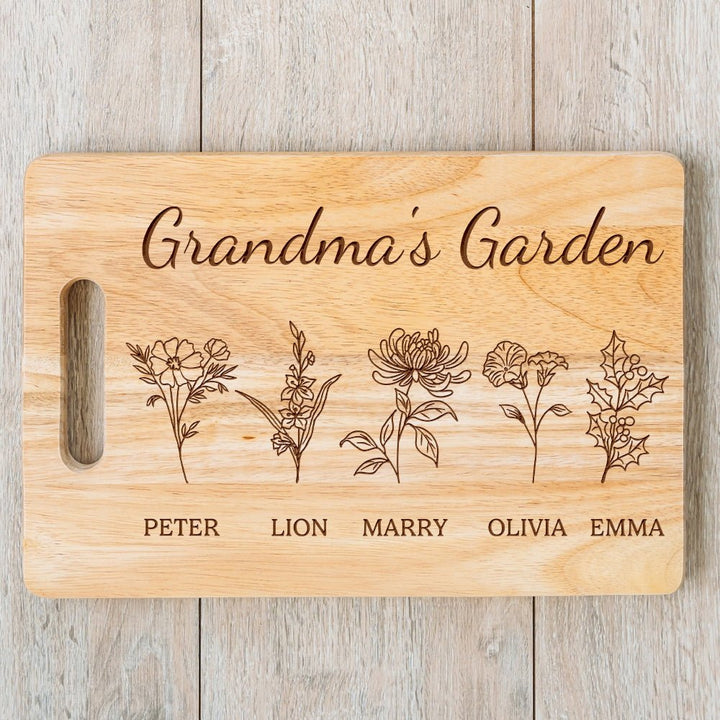 Mom's Garden is Her Children Customized Cutting Board - Canvasgiftco
