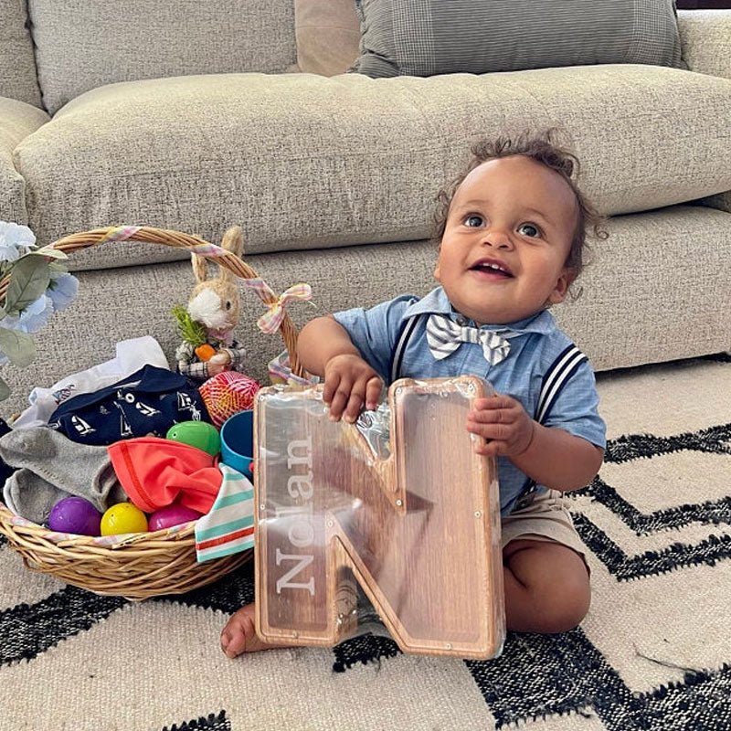 Personalized Boys/Girls Piggy Bank - Wood Gift For Kids - Canvasgiftco