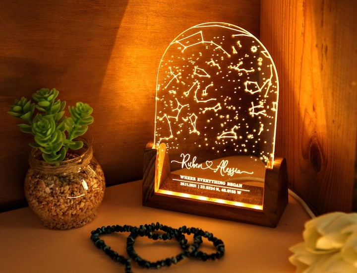 Personalized Constellation Chart Lamp - Gift for Boyfriend / Girlfriend - Canvasgiftco