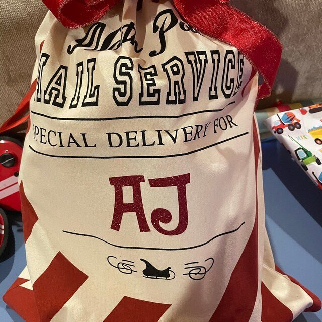 Personalized Name Christmas Gift Bag - Canvasgiftco
