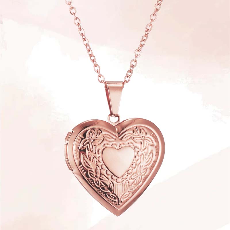 Stainless Steel Gold Plated Custom Heart Locket To Mother’s Day gift - Canvasgiftco